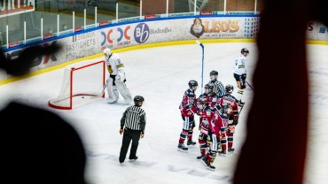 Stabil seger mot Vännäs HC