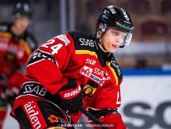 Oscar Tellström lånas in